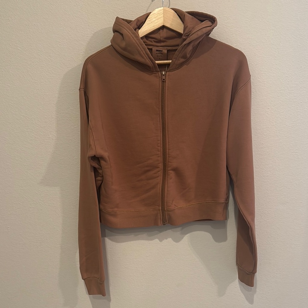 NWT Medium SKIMS Tigers Eye Outdoor Fleece Zip-Up Hoodie!